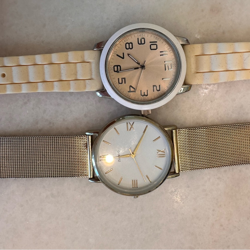 Two watches - Picture 2 of 2